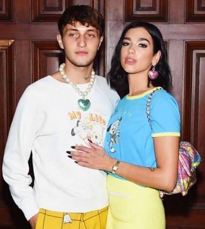 Rina Lipa's sister, Dua Lipa with her boyfriend, Anwar Hadid.